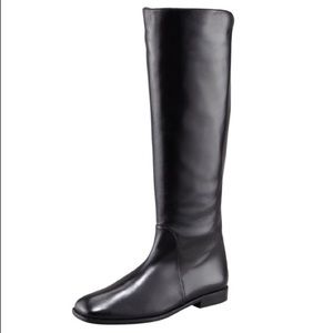 Stuart Weitzman Backstage Back-Zip Leather Boot